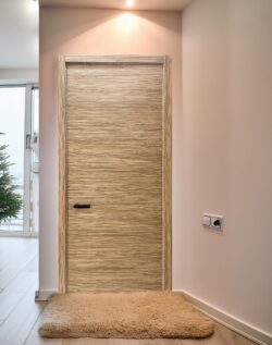 Suwon solid core wood veneer interior door system